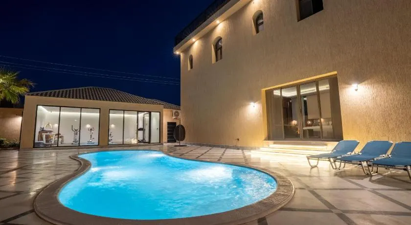 Jovan suites - Image 1