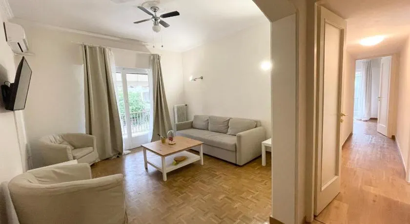 Faliro Apartments Next To The Beach - Image 1