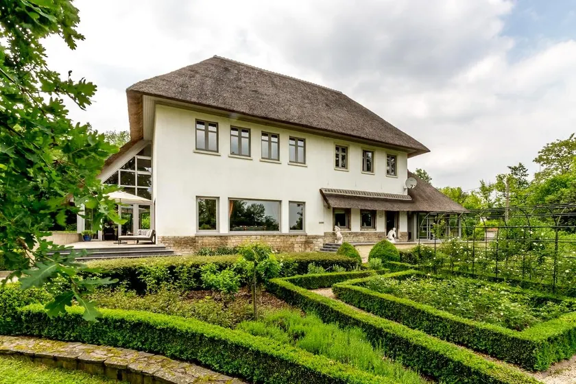 Raesborre Loft - Image 1
