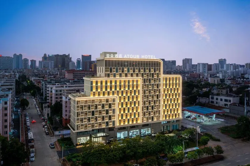 Atour Hotel Beihai High-speed Railway Station Southwest Avenue - Image 1