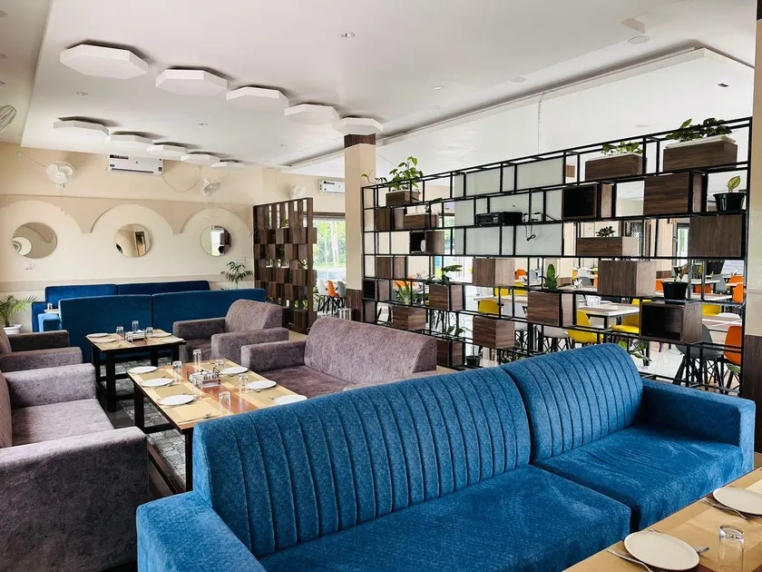 The Desi Rootz Hotel & Restaurant - Image 1