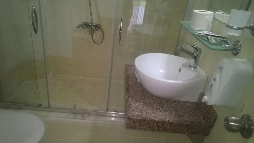 hotel helin - Image 1