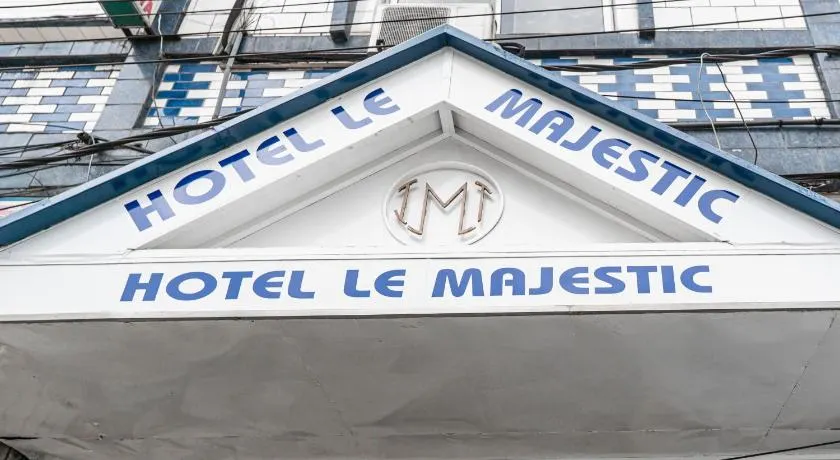 HOTEL LE MAJESTIC - Image 1