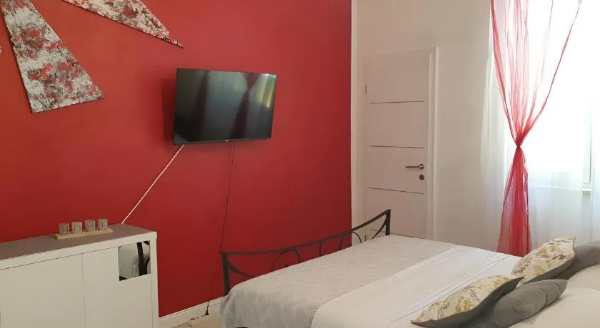 Old Town & Free Parking - Sweet Studio Apartment Dado with Balcony - Image 1