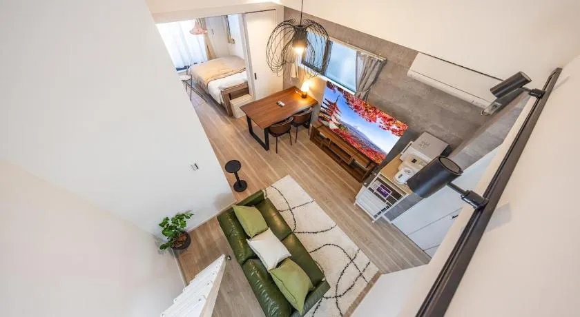 Within walking distance of Nakameguro, 6 mins by Shibuya Train, 7 mins on foot from Yutenji Station, 1 min on foot to a supermarket, Long-term stays, Max 4 people - Image 1