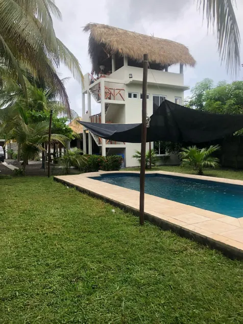 Birds House, Puerto San Jose - Image 1
