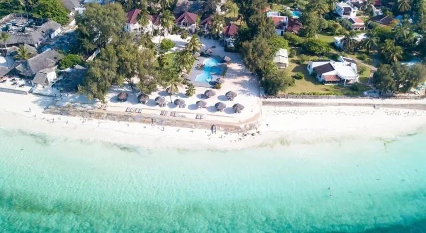Smile Boutique Beach hotel - Image 1