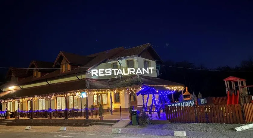 KM 80 Restaurant & Hotel - Image 1