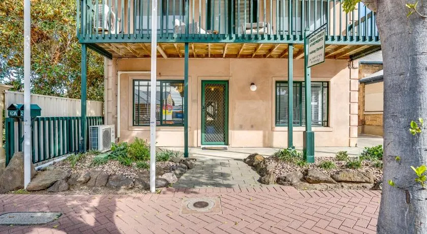 Cadell Street Apartments Goolwa - Image 1