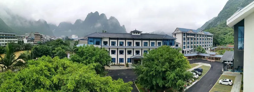 Yinghui Manor - Image 1