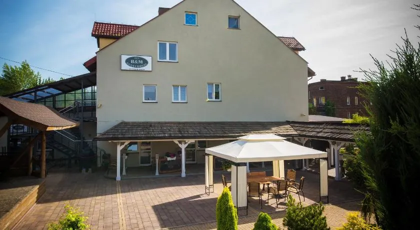 B&M Guesthouse - Image 1