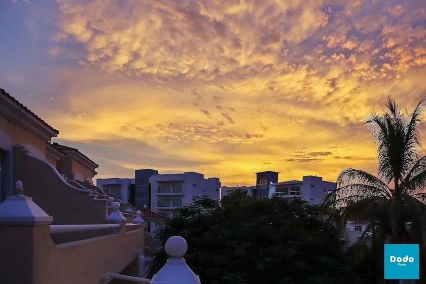 Isla Mazatlan Golden Resort - Image 1