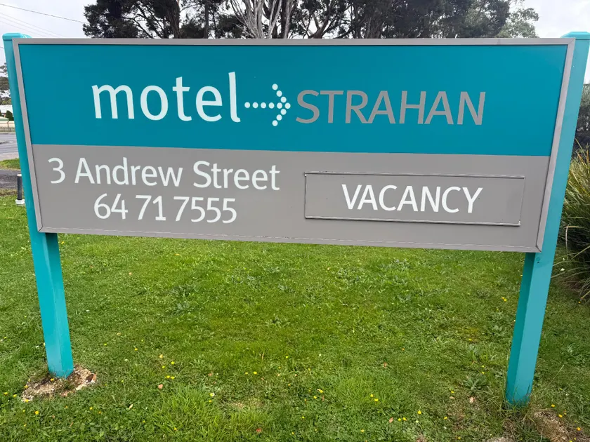 Motel Strahan - Image 1
