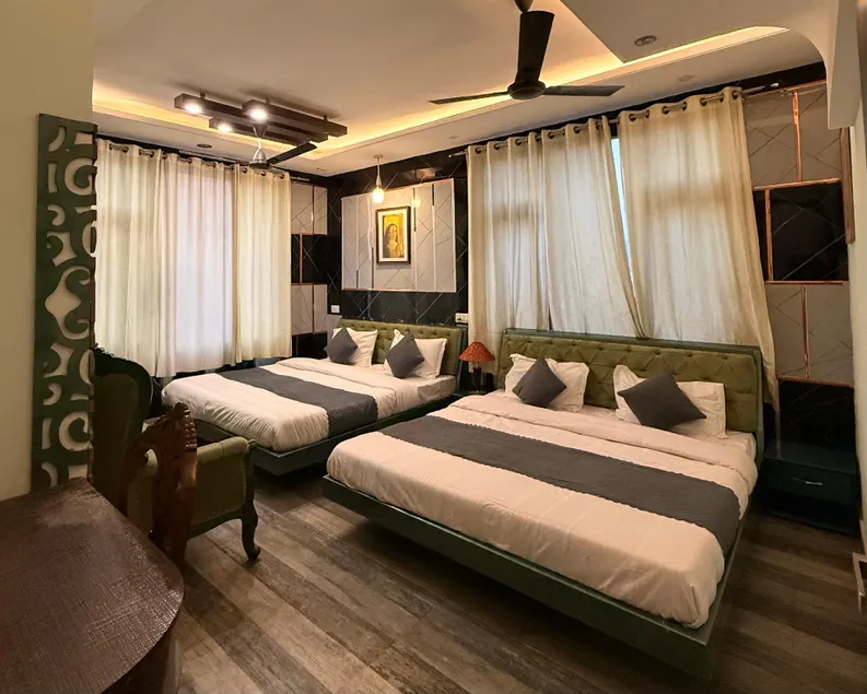 Pacific Grand - Image 1