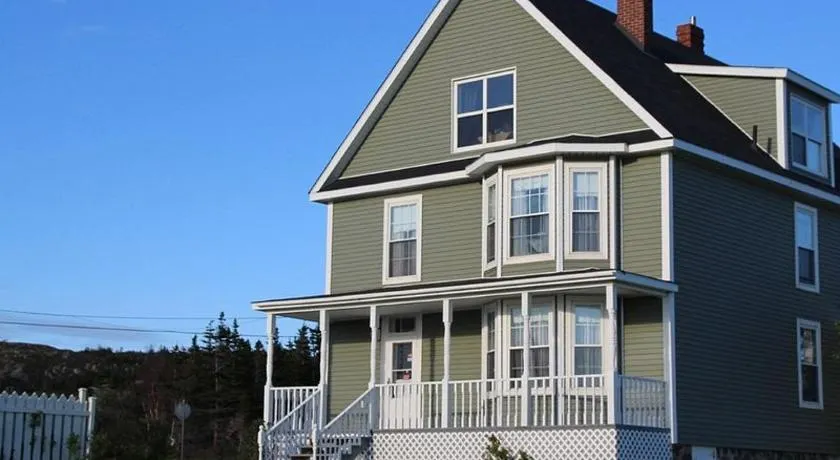 Applewood Inn Bed and Breakfast - Image 1