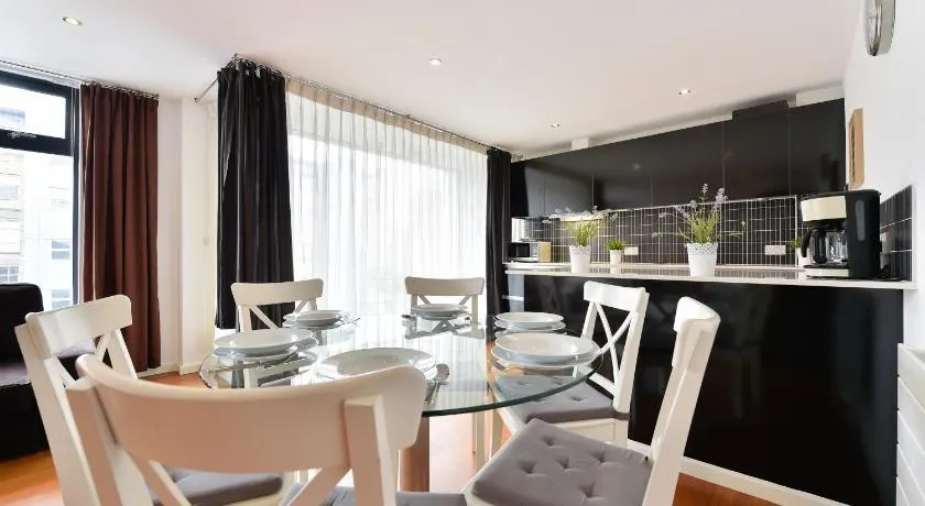 Stays in London Bridge - Image 1