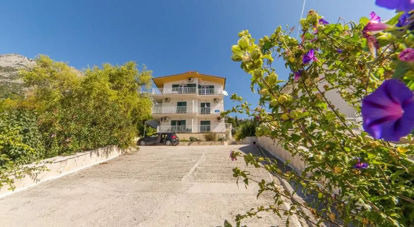 Apartmani More - Image 1