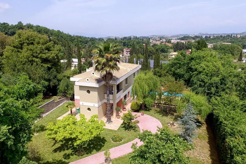 Luxury Villa in the heart of Corfu Island - Image 1