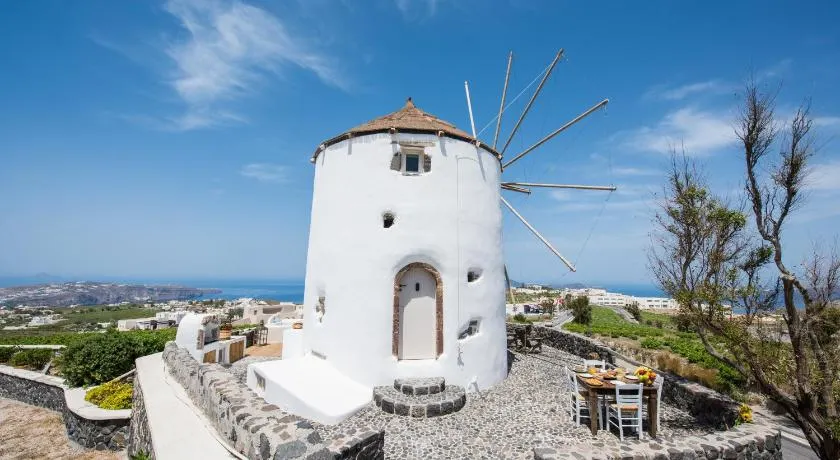 Anemoscope Windmill Villa - Image 1