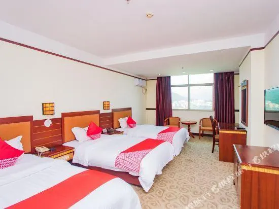 Junyue Hotel - Image 1