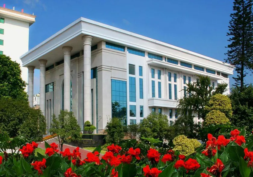 Liuzhou Hotel - Image 1