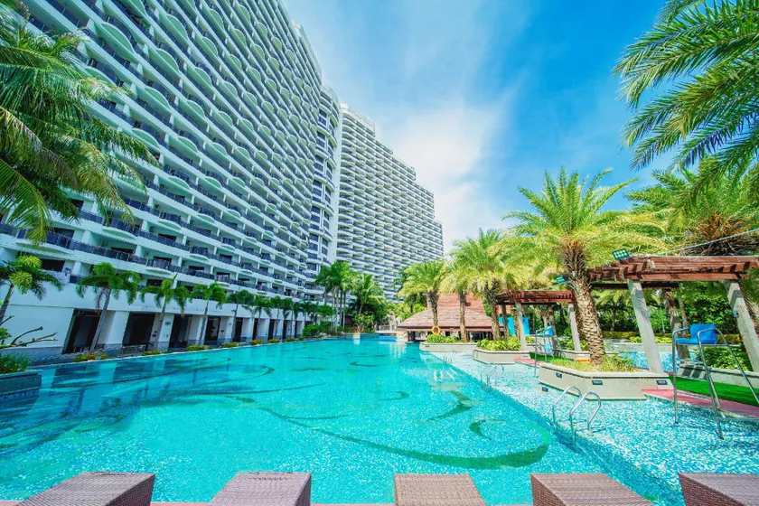 Yuxuan Family Resort Hotel (Haiyun Plaza Branch) - Image 1