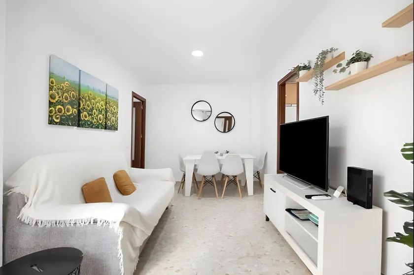Girasoles Rota by Staycare - Image 1