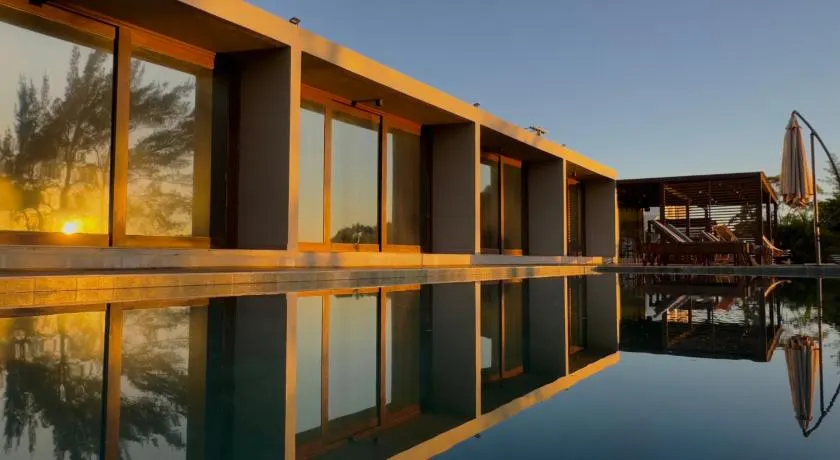 Lagoon Suites e Gastronomia - Image 1