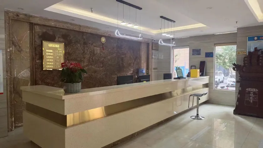 Jialongtai Hotel (Meixian Bus Station Branch) - Image 1