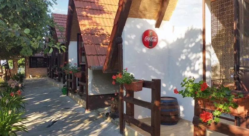 Cozy bungalow in Brinjani with garden view 30 m² - Image 1