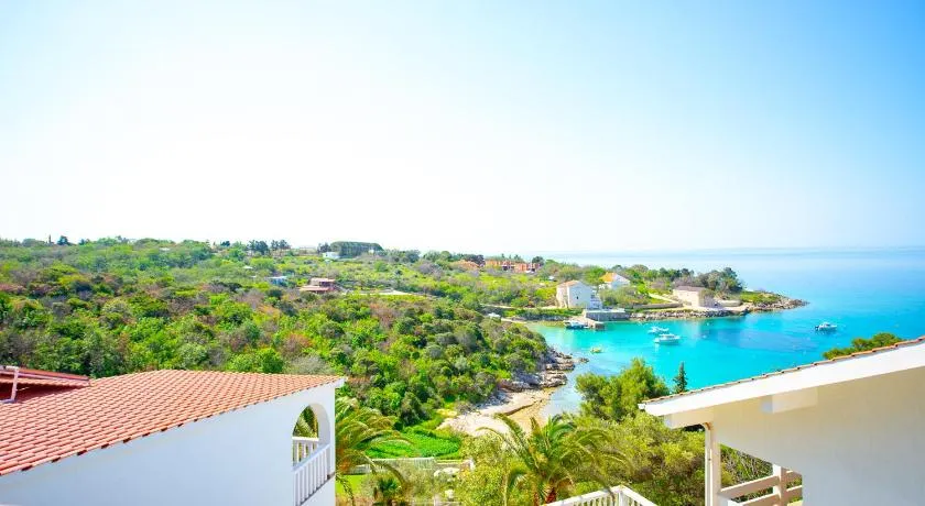 Garden Resort - Apartments Ruzmarin - Image 1