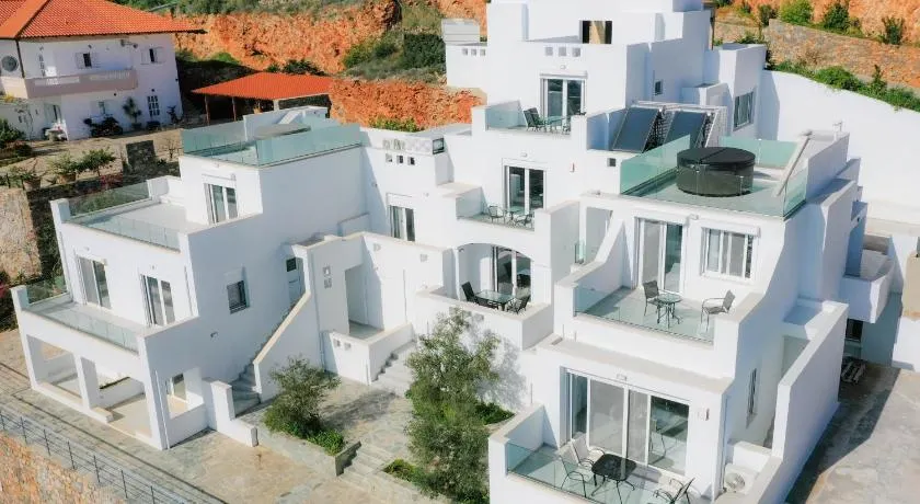 Miracle View Villas - Image 1