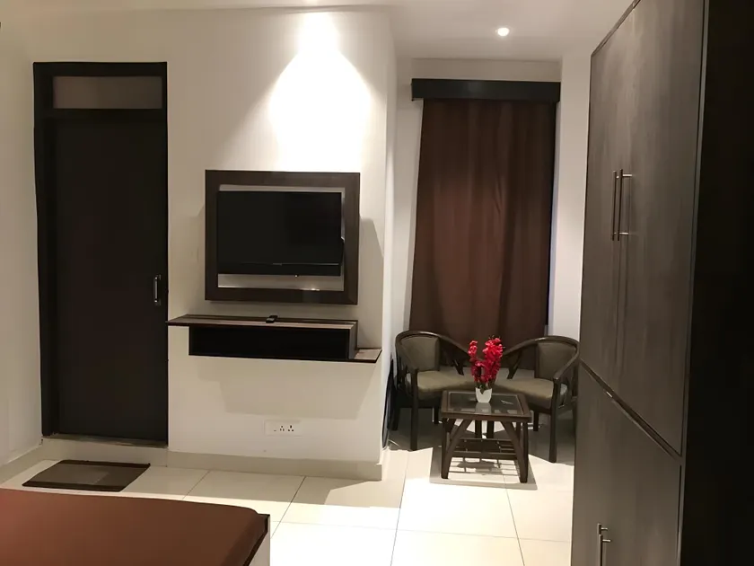 Jupiter B&B (Haven Home) Shoghi - Image 1