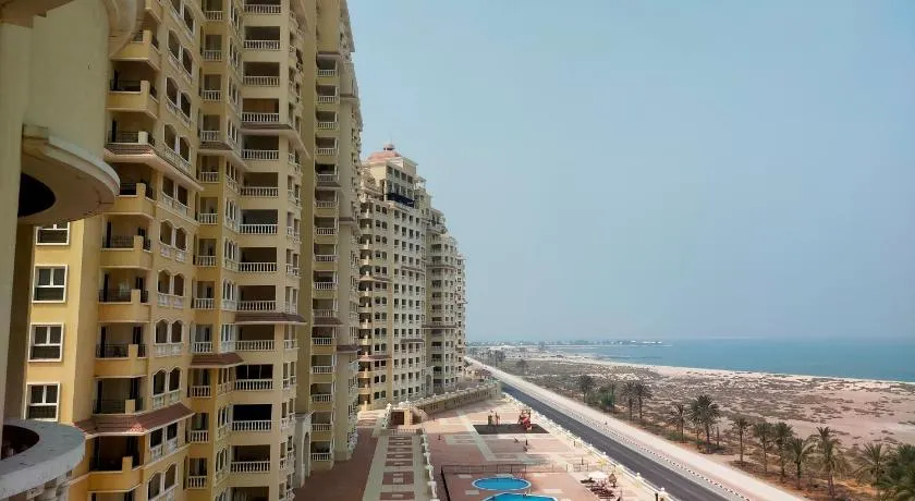 Sea View Studio 4 Royal Breeze Breezeسي ويو ستوديو رويال بريز - Image 1