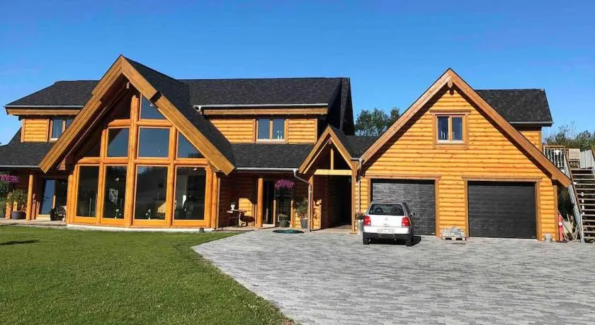 Bjælkehuset - Image 1