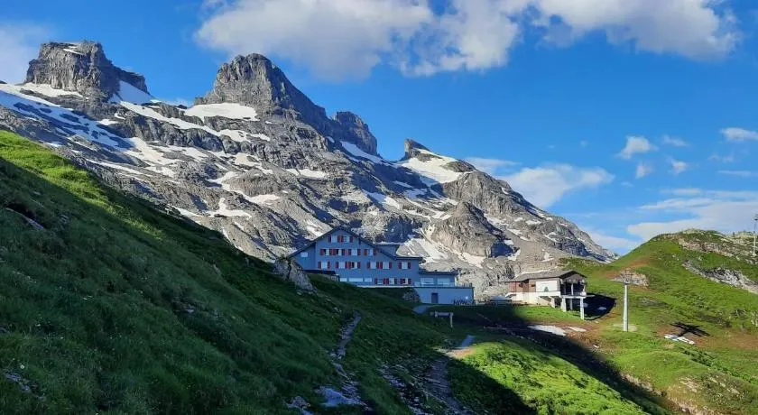Bärghuis Jochpass - Alpine Hideaway - 2222müM - Image 1