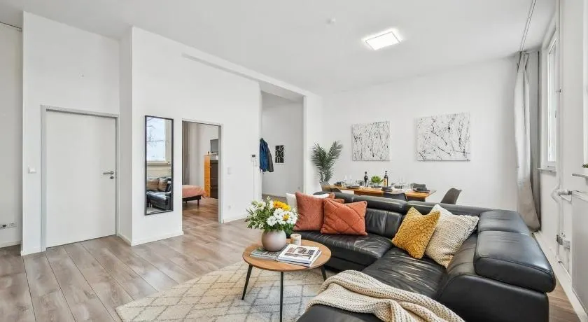 Yello Homes - Loft - Airport & Messe 6 Betten & Wifi - Image 1