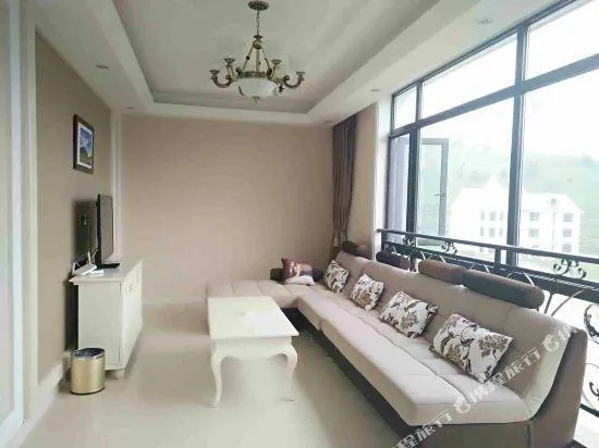 Guanshan Holiday Hotel - Image 1