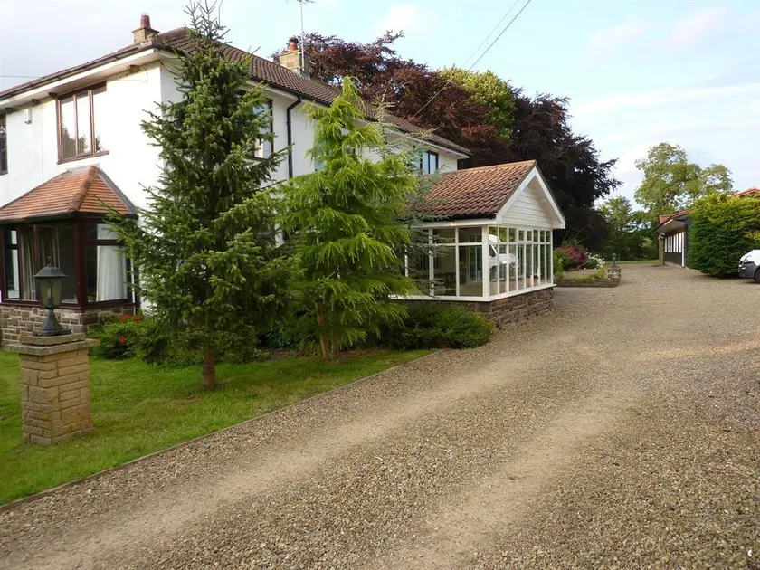 The Burnside - Image 1