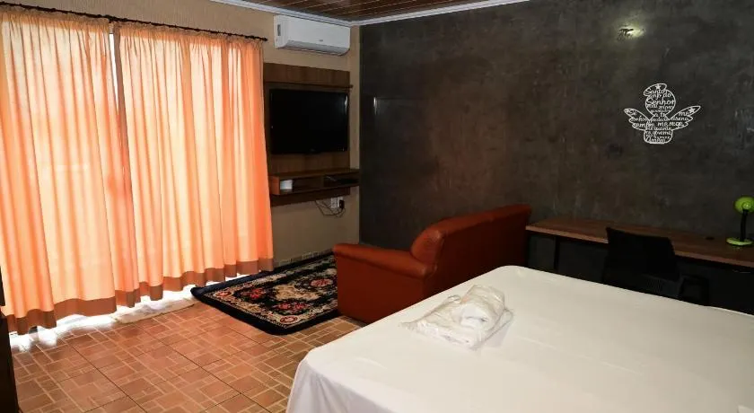 HOTEL VITORIA REGIA - Image 1