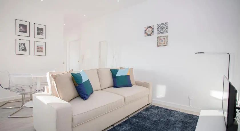 Liiiving in Porto | Center Spot Apartment - Image 1
