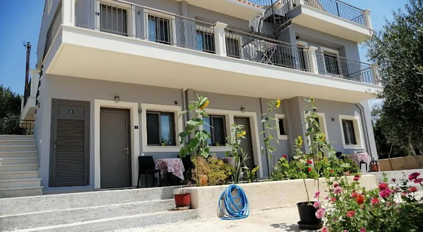TA DIDYMAKIA APARTMENTS. - Image 1