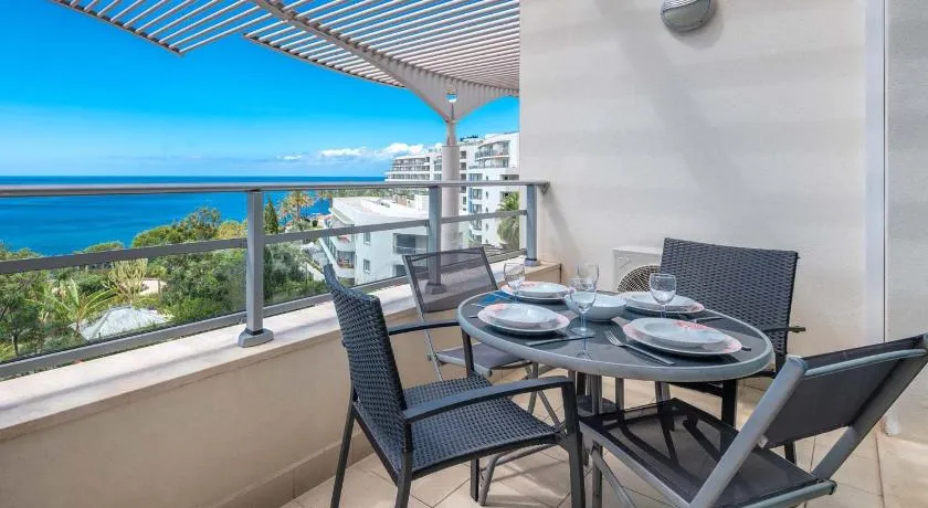 Oceanside Terrace Apartment by Holiday Rental Madeira - Image 1