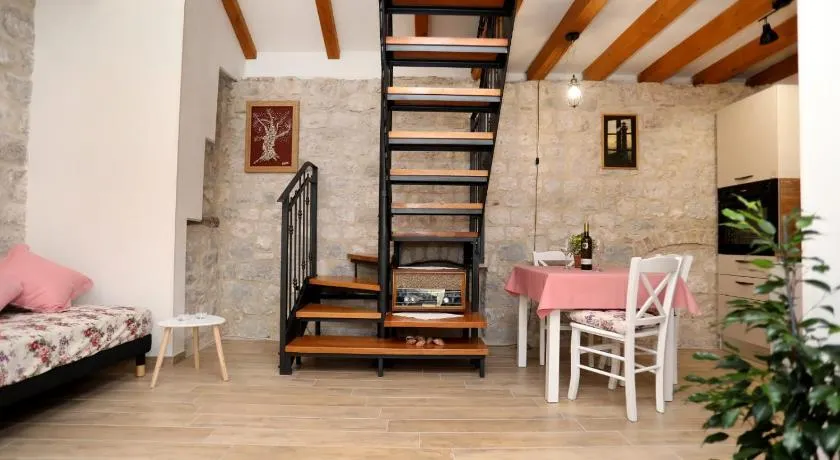 Studio apartman Mihaella - Image 1