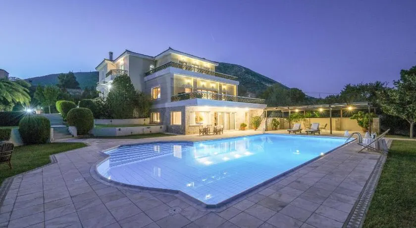 Supreme and Classy Pool Residence - Image 1
