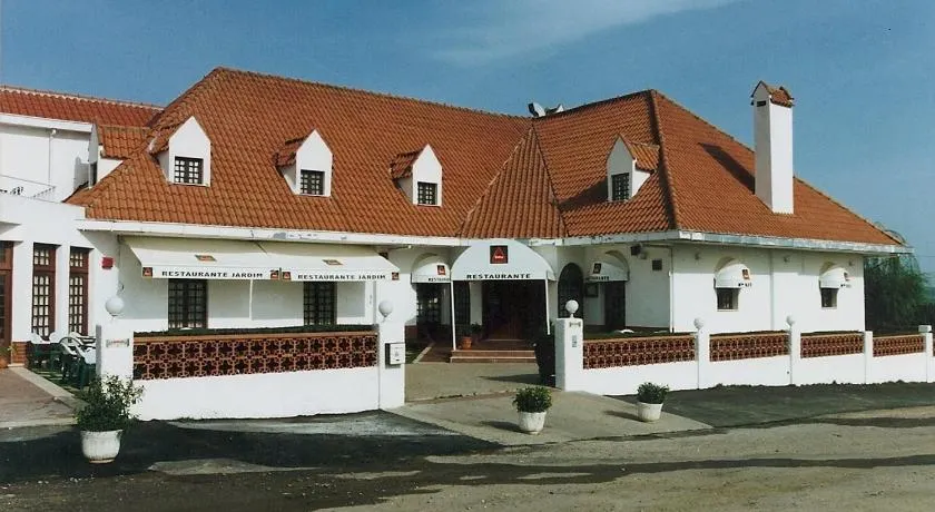 Hotel Jardim - Image 1