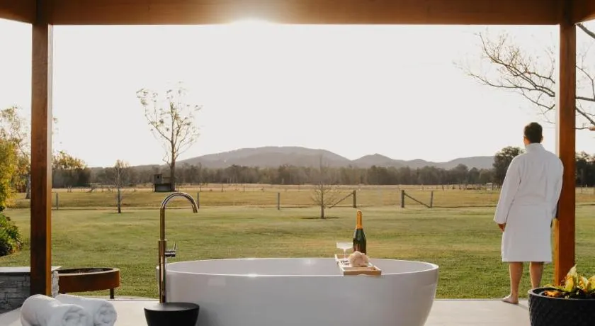 Laurina Estate - Image 1