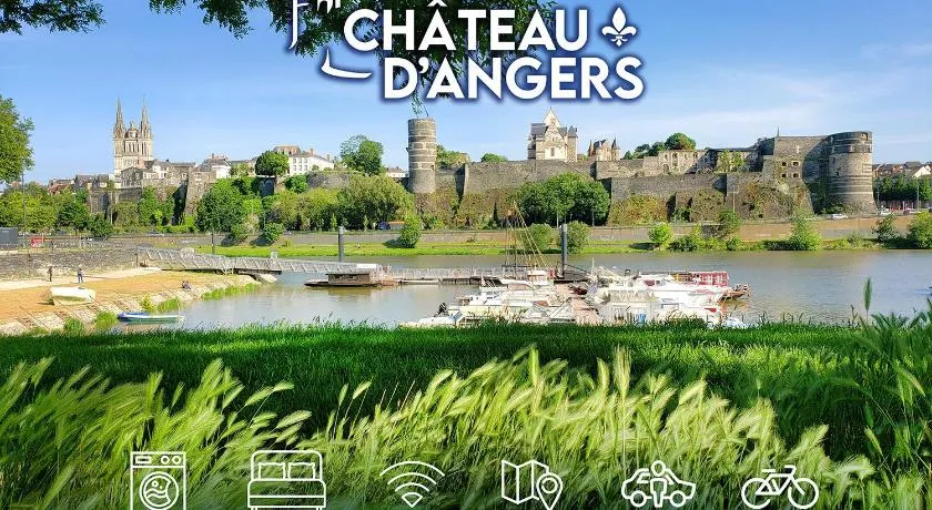 Le Chateau - Image 1