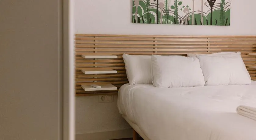 Apartamento junto al Recinto Ferial con garaje y aire acondicionado - Image 1