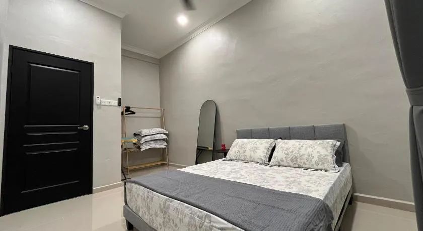 Peruda Inn - Homestay for Múslim only - Image 1